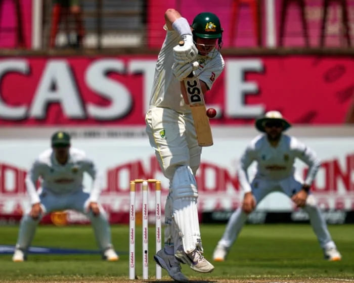 Renshaw’s heroics leave South Africa reeling as Australia close on first Test victory