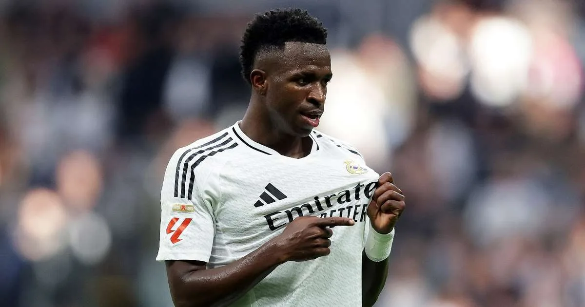 Mikel ironiza Arsenal após renovação de Vini Jr. com Real Madrid