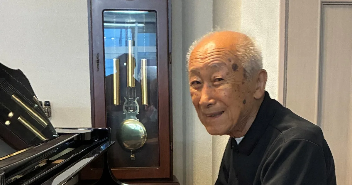 ミスも味わいに 88歳元教員が暗譜で挑む「トチリコンサート」