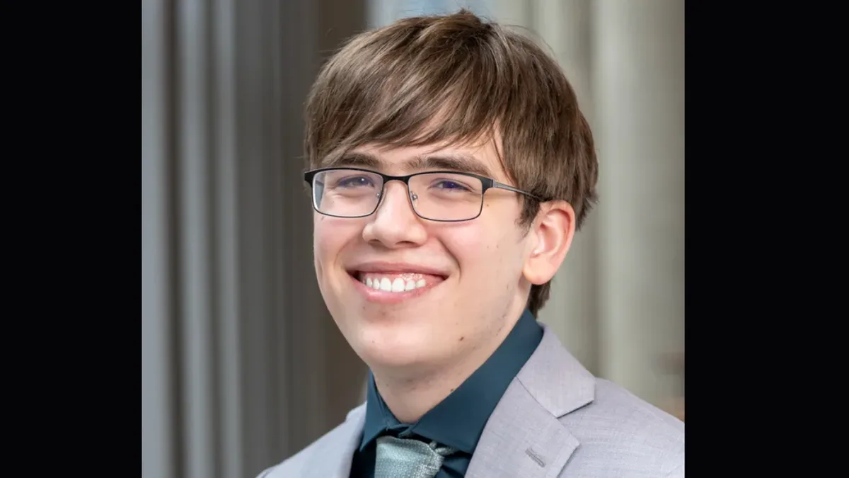 17-year-old writes program proving 146 isolated noble polyhedra, wins $250,000