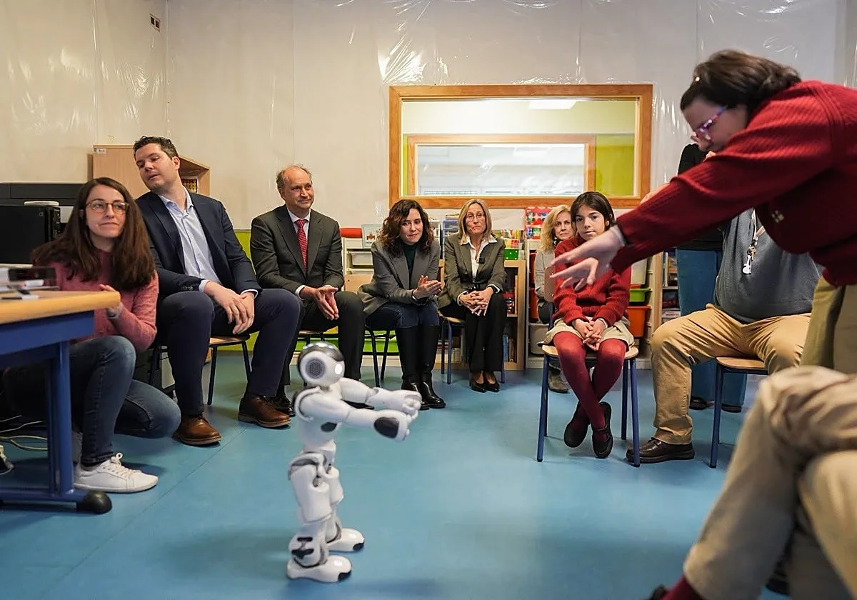 La robótica llega a diez centros educativos para alumnos con necesidades especiales