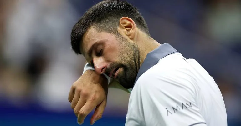 Vómitos, suores frios, lágrimas: a noite em que Nole quebrou