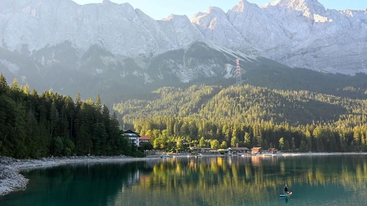 Dauerregen vorbei: Sonne statt Regen: Jacke kann bei Ausflügen zu Hause bleiben