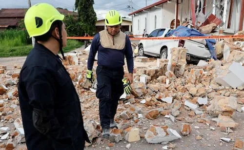 Reportan daños materiales y heridos en epicentro de terremoto en Panamá; "hay miedo por réplicas"
