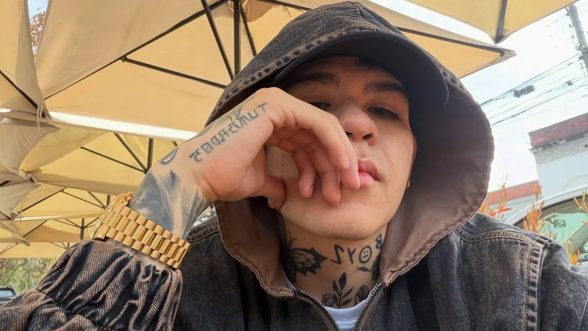 Qué le pasó a Junior H: el cantante se vuelve tendencia por rumores sobre su salud