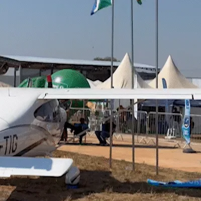 Mais de 110 aeronaves ocupam céu de Cassilândia em encontro de aviação