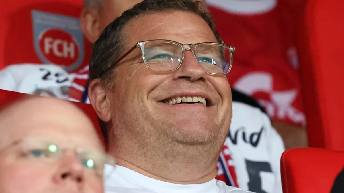 Auf der Pressekonferenz vor Stuttgart - Zigarren-Geständnis um Sport-Boss Eberl