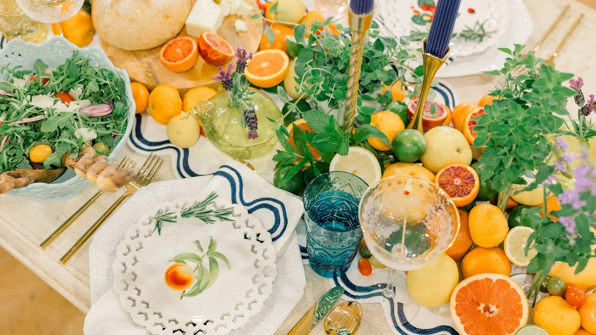 El ramo de flores tradicional llega a su fin: este verano decoramos la casa con limones, sandías y ramas