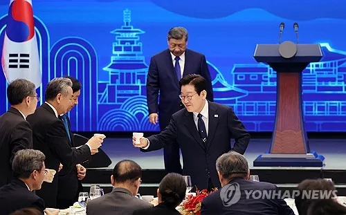 李대통령, 모레 왕이 中 외교부장 접견…'종전 다자논의' 관심