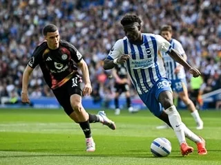 Premier League. Carlos Baleba quitte Brighton et s’engage avec Manchester United