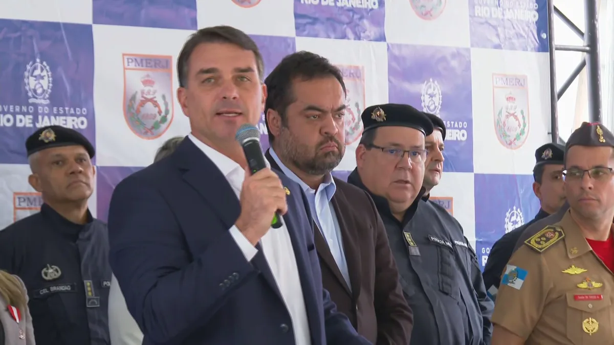 Operação da PF que tem como alvo Cláudio Castro é mais um revés para grupo de Flávio Bolsonaro