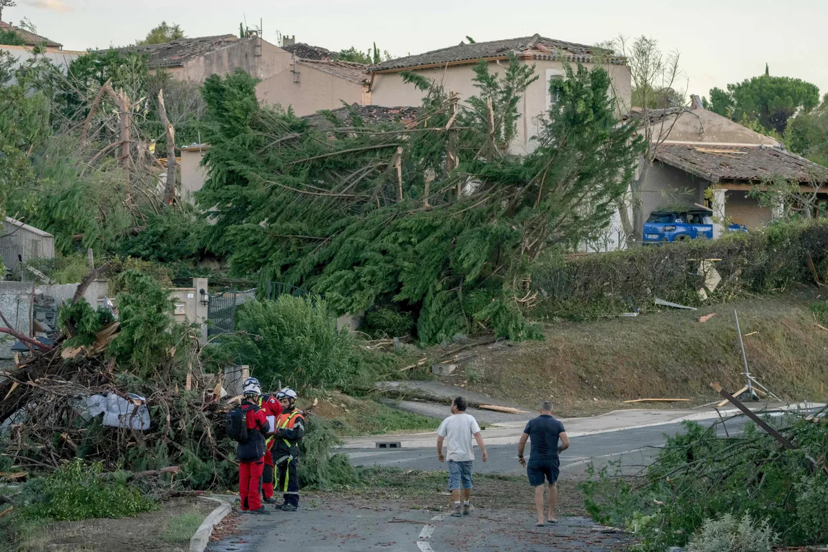 Un violento tornado arrasa un pueblo en el sur de Francia y deja 39 heridos
