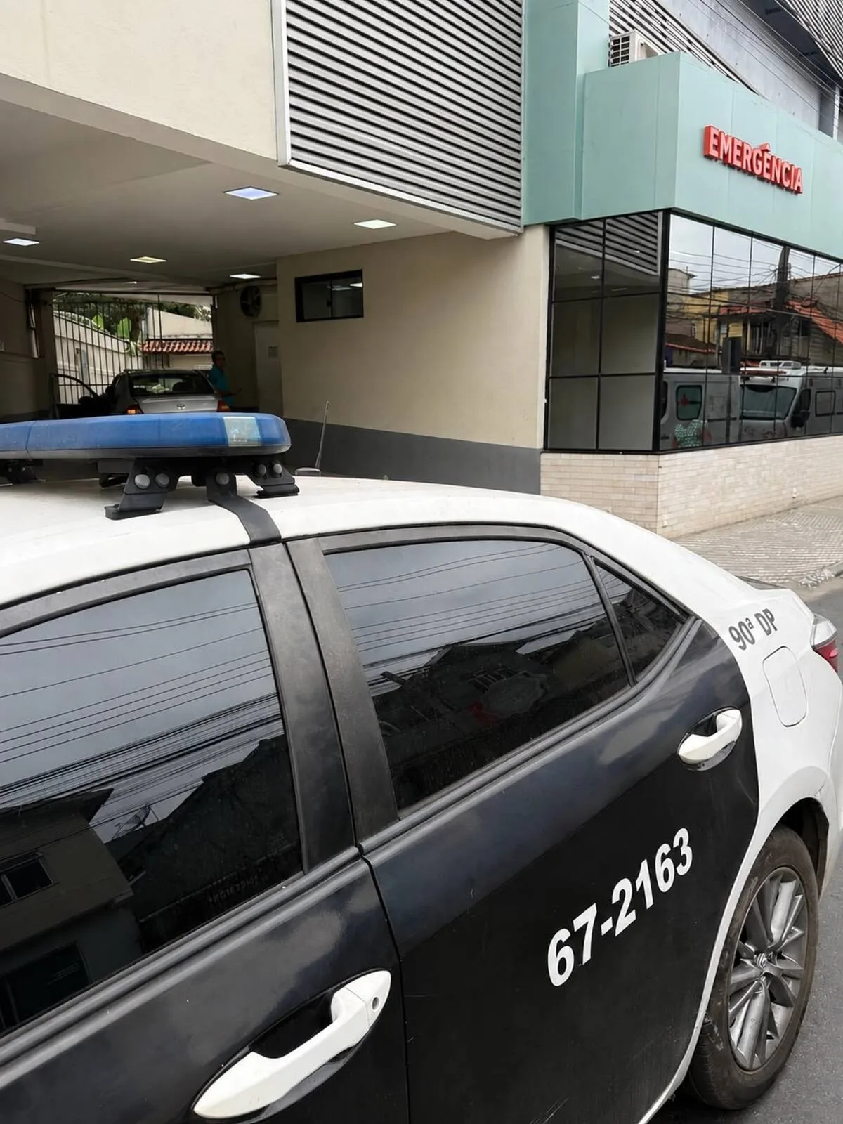Mulher é baleada por namorado em Barra Mansa