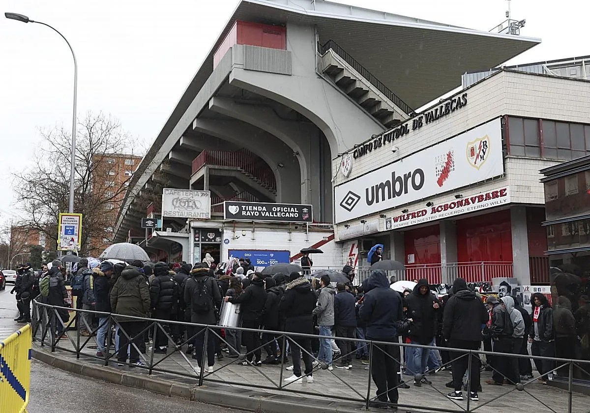La Comunidad de Madrid levanta la suspensión cautelar del estadio de Vallecas