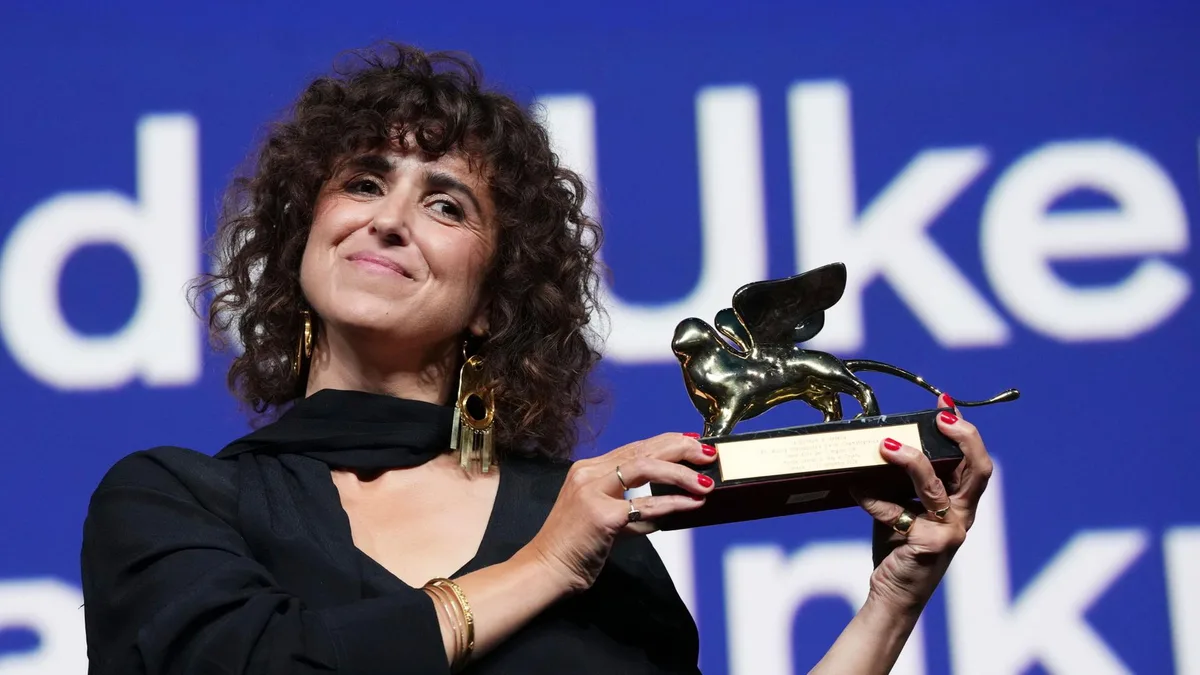 "Woman Unknown" gewinnt Goldenen Löwen in Venedig