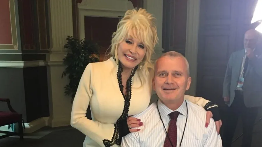 How I convinced Chris Wallace to interview Dolly Parton
