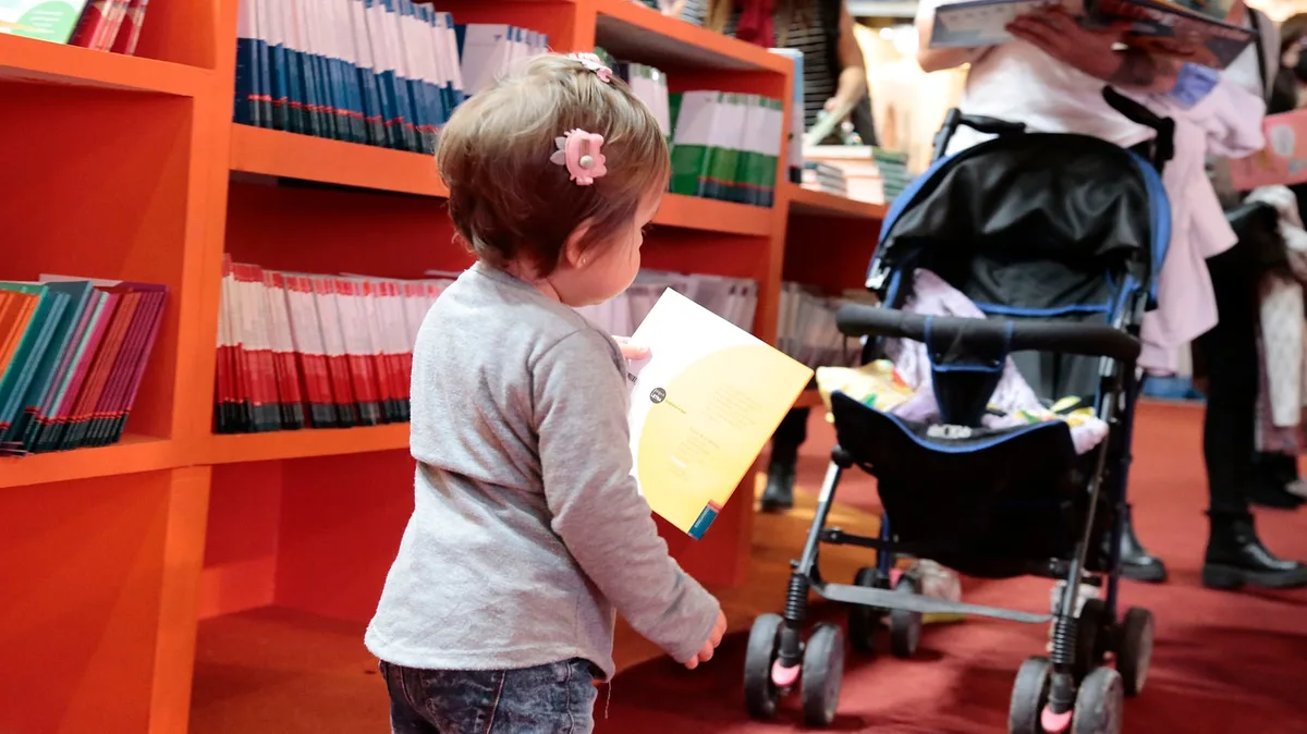 Hasta los 3 años: claves para elegir los libros correctos y leerlos según cada edad
