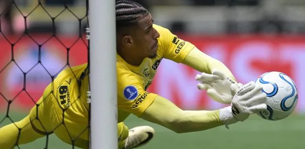 Alguma coisa acontece com os goleiros das Minas Gerais