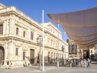 Comment rendre les centres-villes plus agréables pendant les fortes chaleurs ?