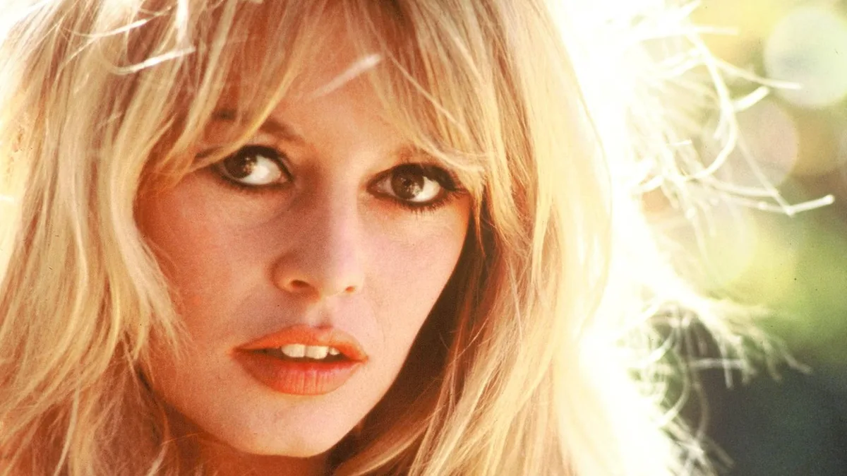 Auktion in Paris: Brigitte Bardots persönliche Gegenstände kamen unter den Hammer