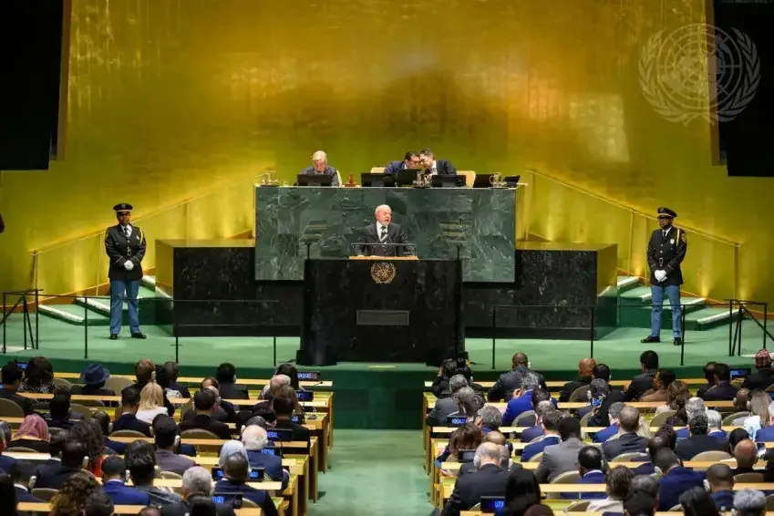 Flávio pede ao TSE que proíba Lula de usar imagens do discurso na ONU
