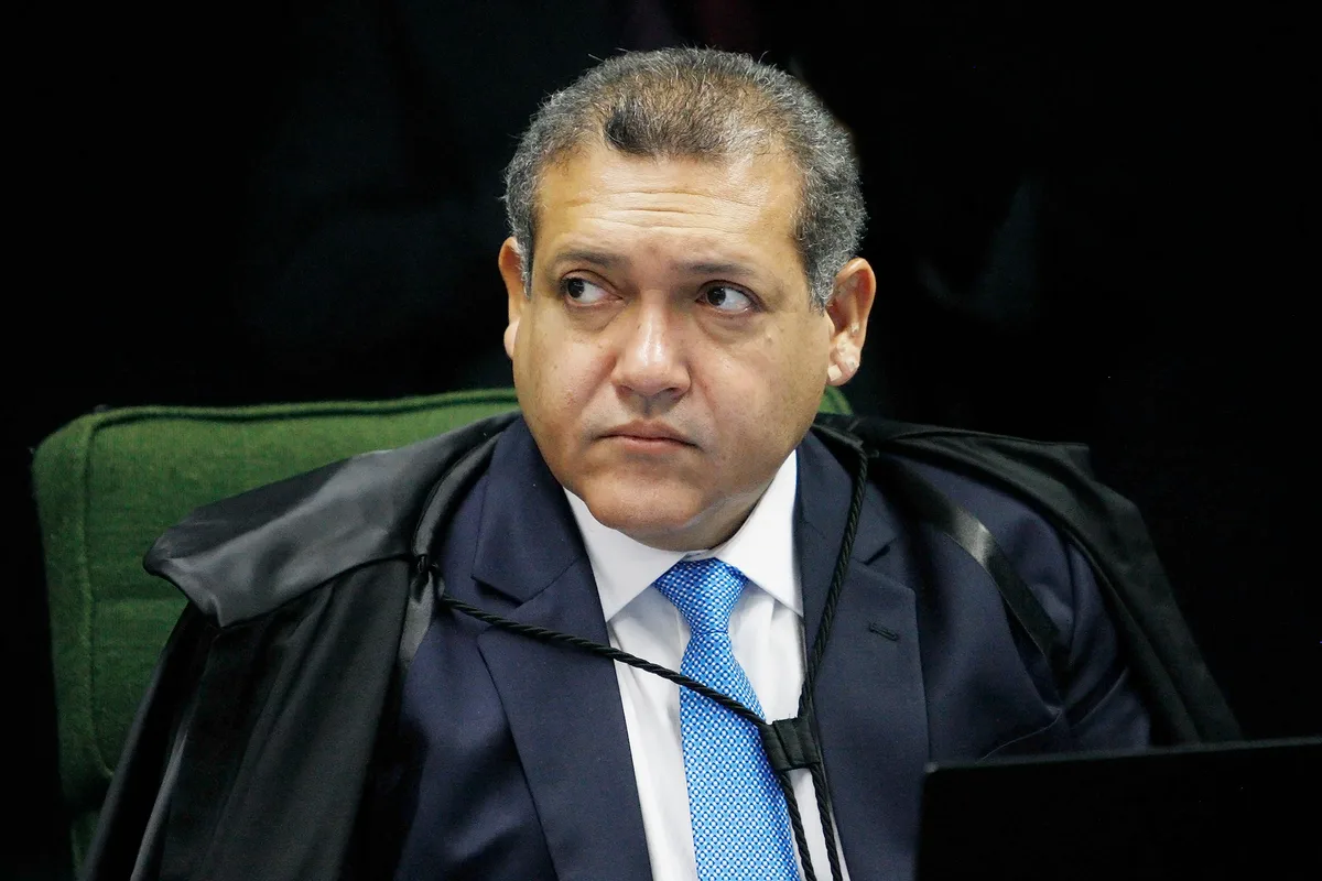 TSE reúne ministros para debater uso de IA nas eleições
