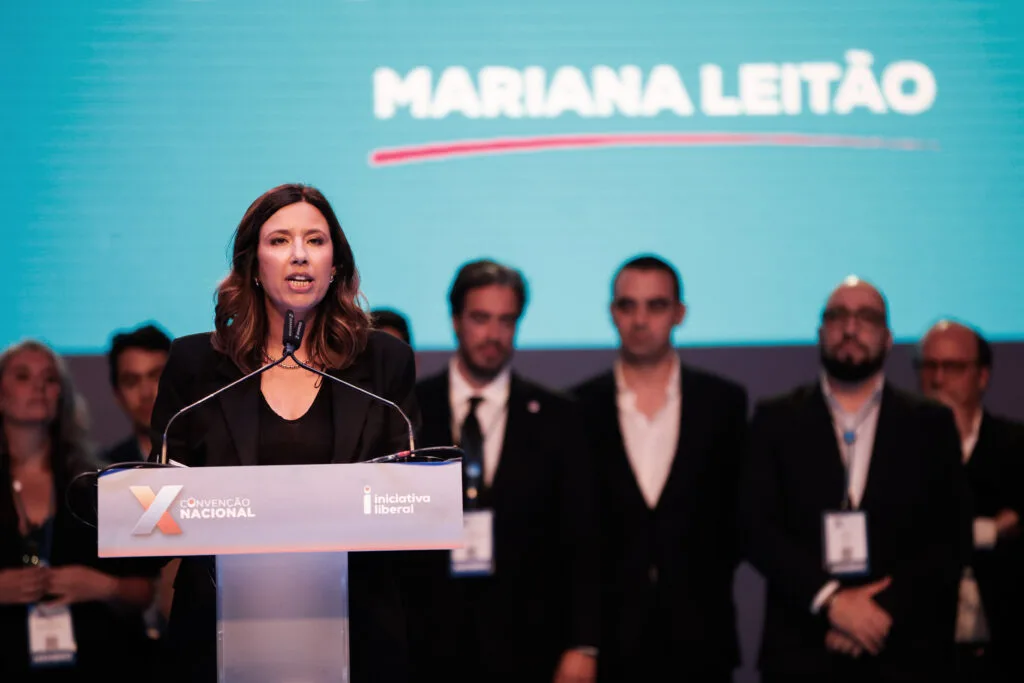 IL critica Governo no “país das maravilhas” e pede política que pense “além do próximo mandato”