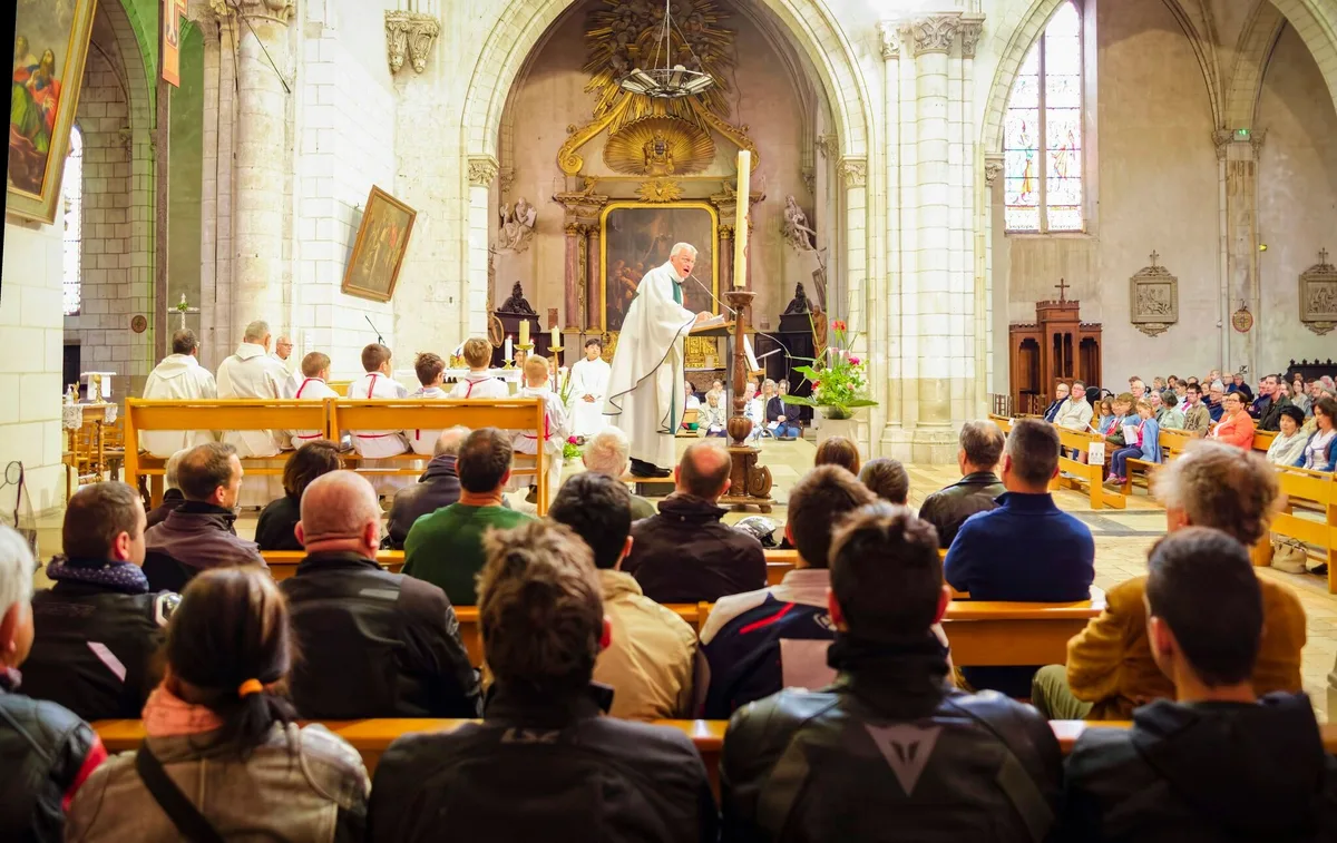 Le catholicisme confirme son rebond en Europe