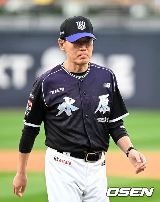 "아빌라 오면 우승인데" 1위 질주에도 왜 ’폰세 능가 외인‘ 갈망하나…빅게임 피처 부재→KS 직행에 모든 걸 건다