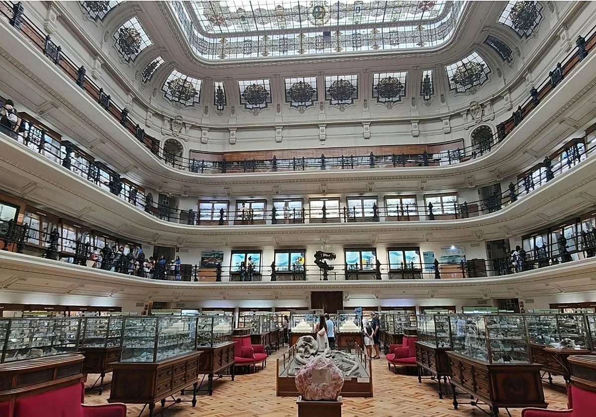 Museo Geominero de Madrid, la centenaria catedral de los minerales y las rocas