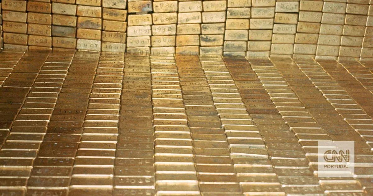 "Preparação para a crise": Países Baixos transferem milhares de milhões em reservas de ouro que estavam nos EUA