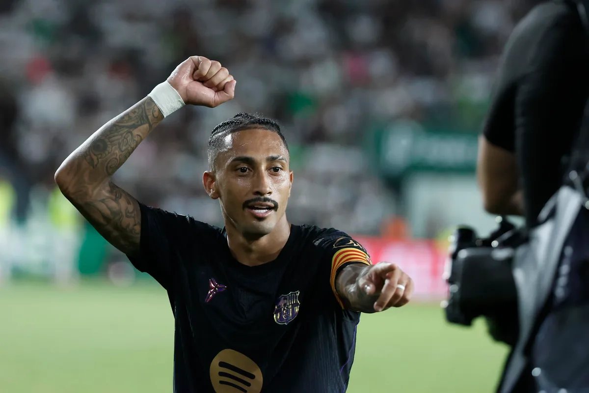 Raphinha tem 100% de aproveitamento em pênaltis pelo Barcelona; veja números