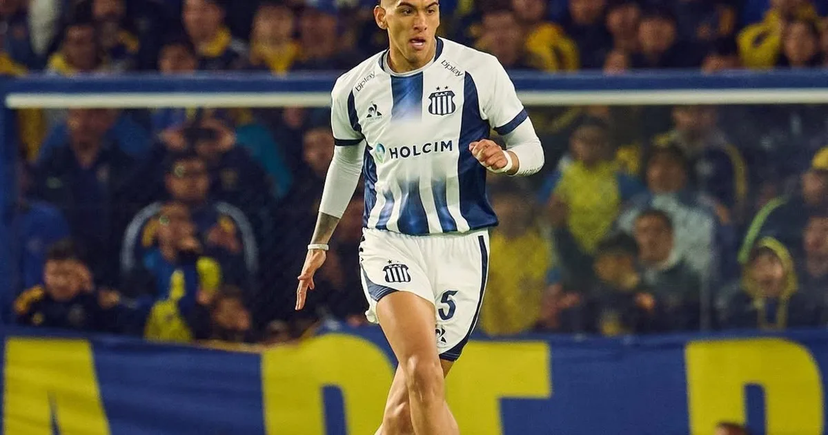 Las dos caras de Galarza después del golazo a Boca: de su sonrisa y el "mi familia es toda bostera" al "nos vamos muy tristes"