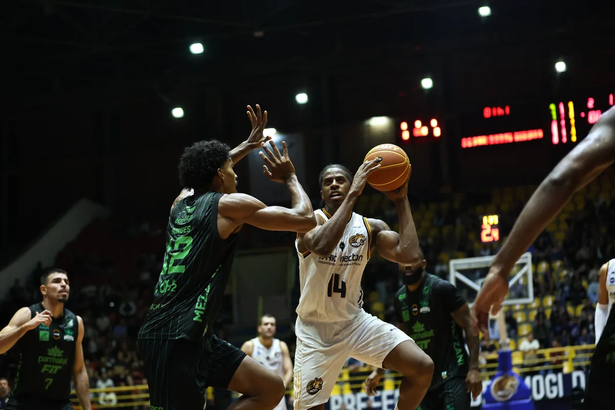 Osasco x Mogi no Paulista de Basquete: onde assistir ao vivo e horário