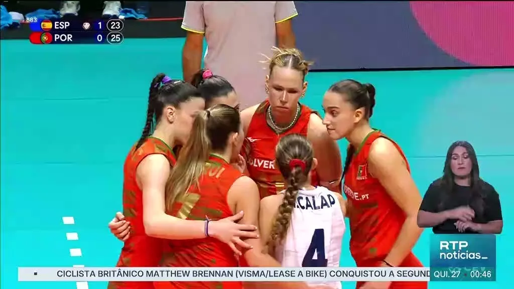 Europeu de Voleibol. Seleção nacional feminina derrota Espanha