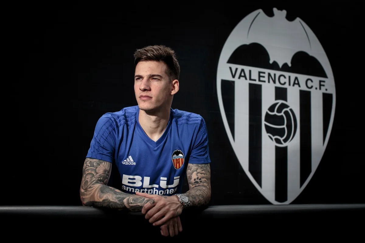 Santi Mina, condenado a cuatro años de prisión por un delito de abuso sexual