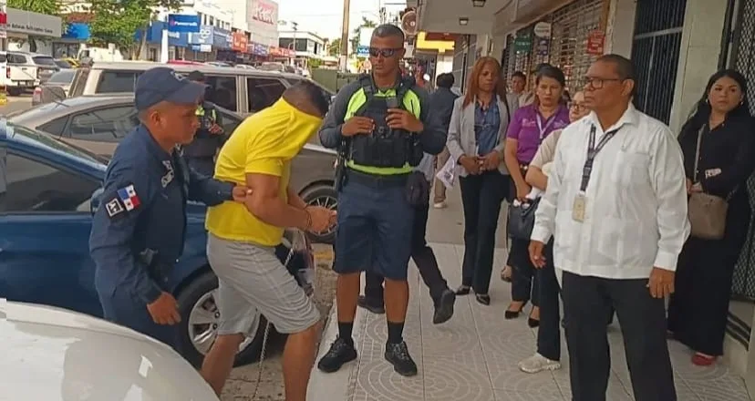 A 30 años de prisión es condenado en Panamá un piloto por el femicidio de su expareja
