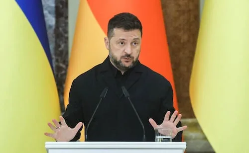 EU "premia" a Putin al bloquear sanciones a Rusia: Zelensky; acusa que Moscú ataca la red eléctrica ucraniana