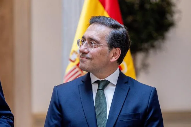 Albares planta al Senado por la crisis de Ceuta y el PP estudia medidas ante las ausencias de los ministros