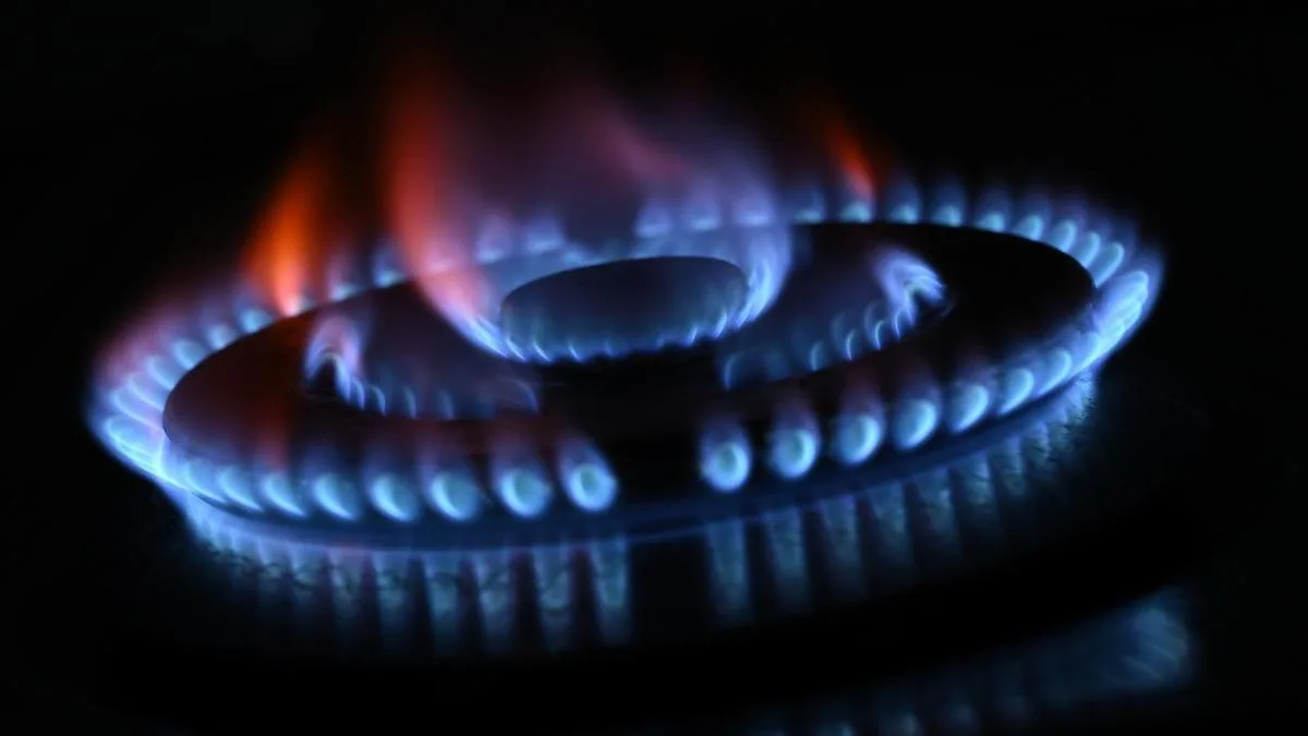 Gas customers face higher bills sooner as exodus grows
