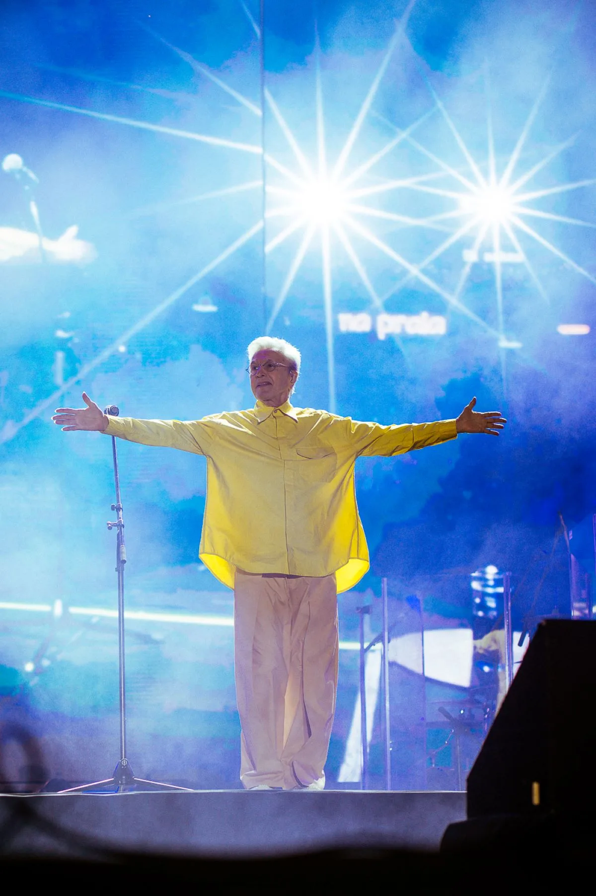 Caetano Veloso convoca ato musical pela democracia em Copacabana dia 18/10