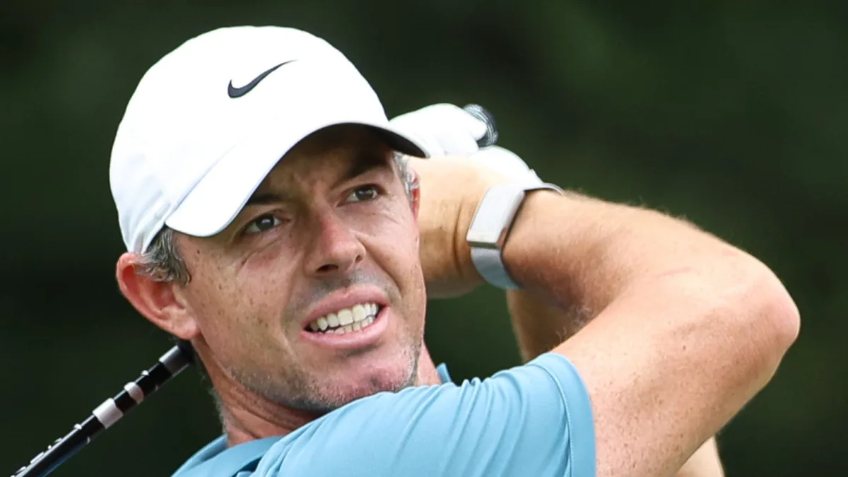 Tour Championship LIVE! Young on birdie charge as McIlroy makes mixed start