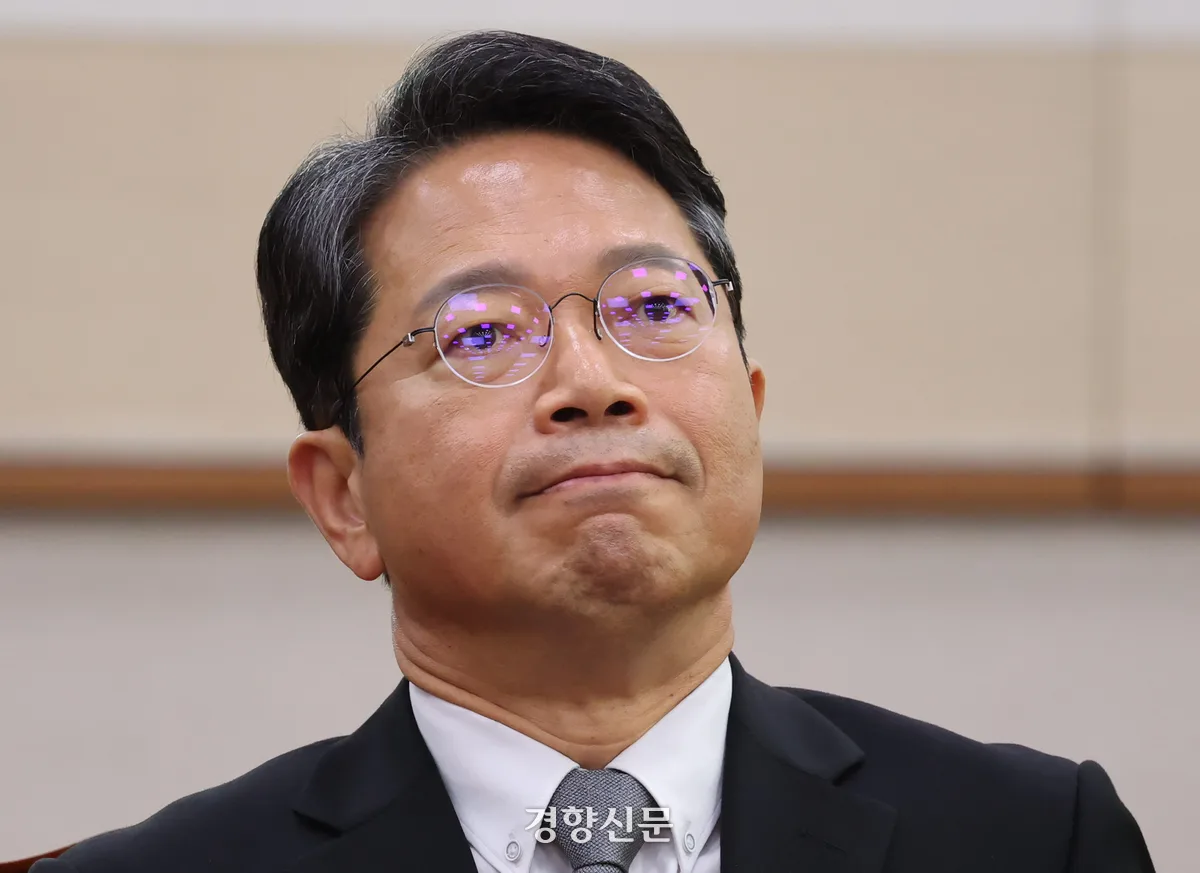 눈물 보인 김승원 “협동조합, 특혜 없었다”…여야 “악마야” vs “사과해야” 시작부터 고성