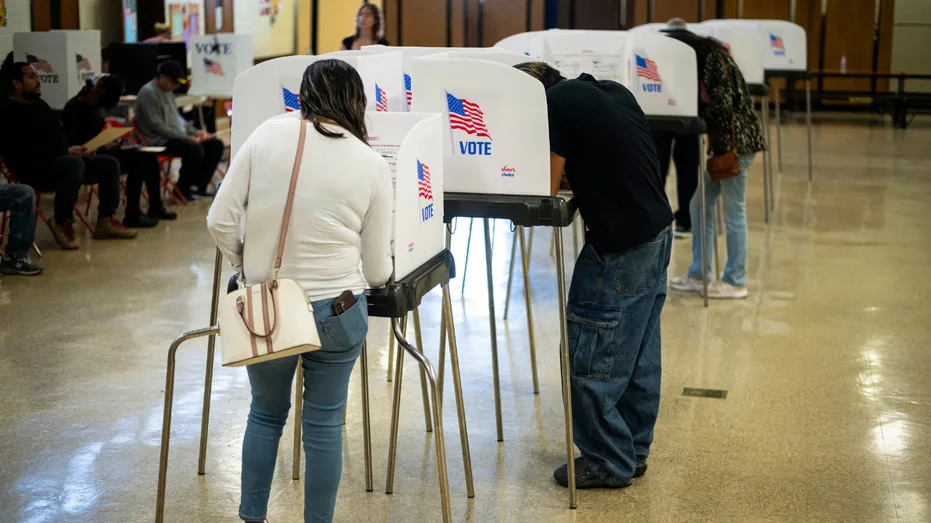 What strangers can learn from your political donation