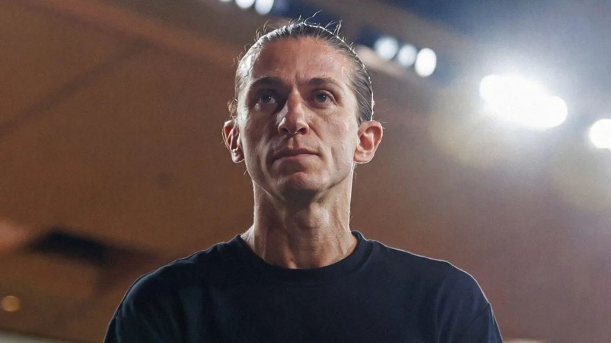 ‘Todos os anos’: Filipe Luís destaca ‘obrigação’ após deixar o comando do Flamengo