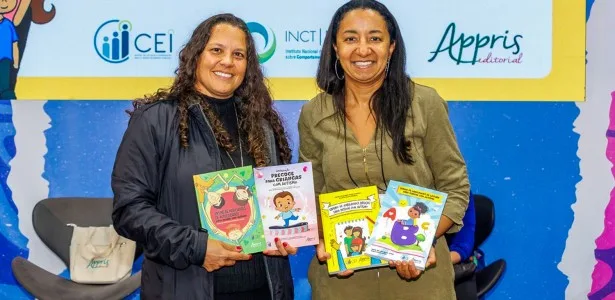 Pesquisadoras lançam manuais de apoio a pessoas com autismo na Bienal do Livro
