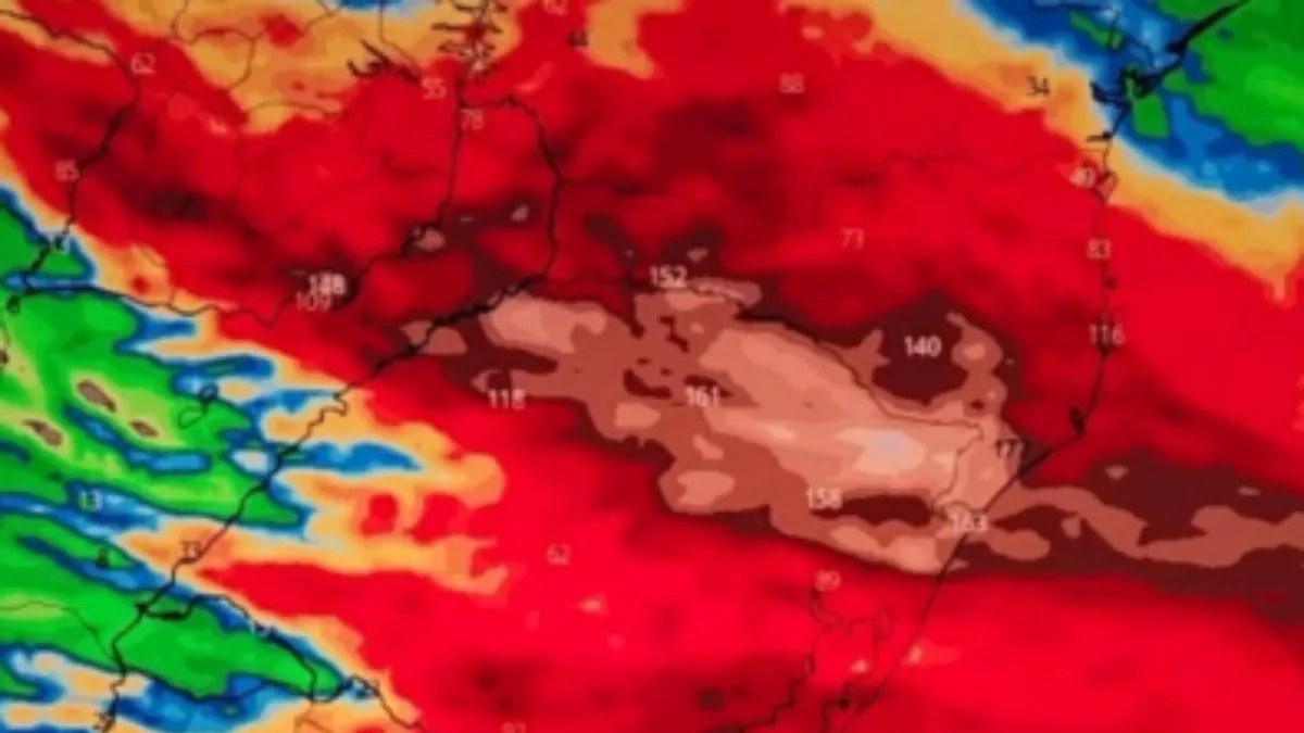 Últimos dias de agosto podem ter chuva acima de 300 mm no Sul e meteorologista faz alerta: ‘os cenários não são muito bons’