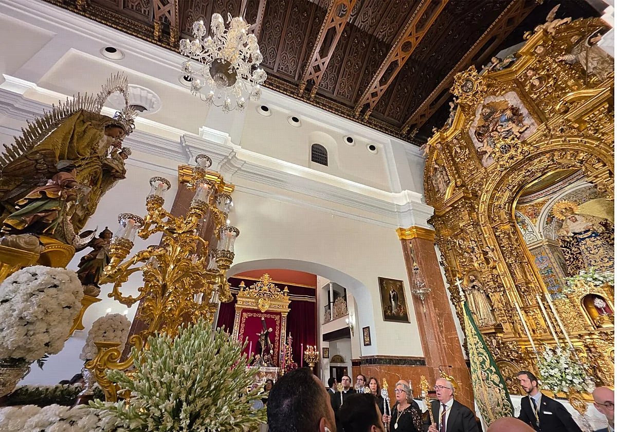 Tres procesiones pusieron el broche al puente de la Hispanidad
