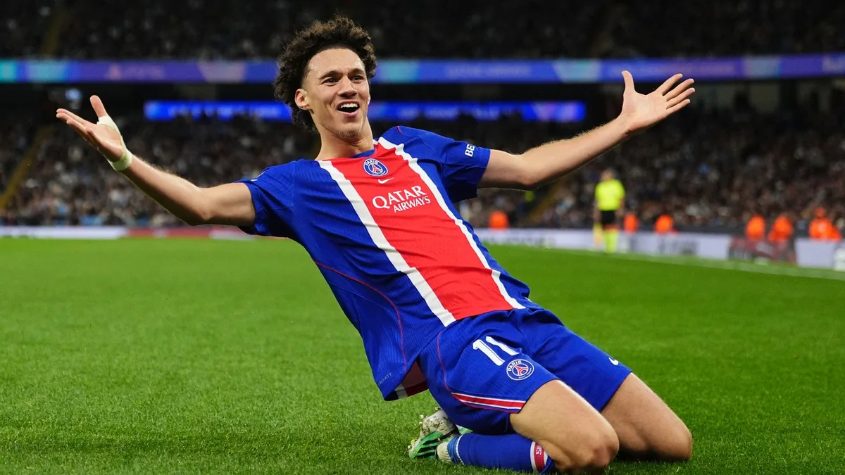 PSG defeat Man City in thriller at the Etihad LIVE!