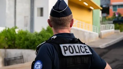 Cinq hommes ont été écroués, dont un mineur, après des tirs contre les forces de l'ordre en Guadeloupe